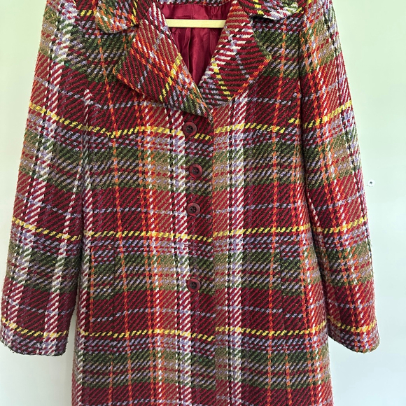 Tribal Plaid Women’s Wool Blend Single Breasted Coat Red/Green Bulgaria Made- 8 - Picture 7 of 10